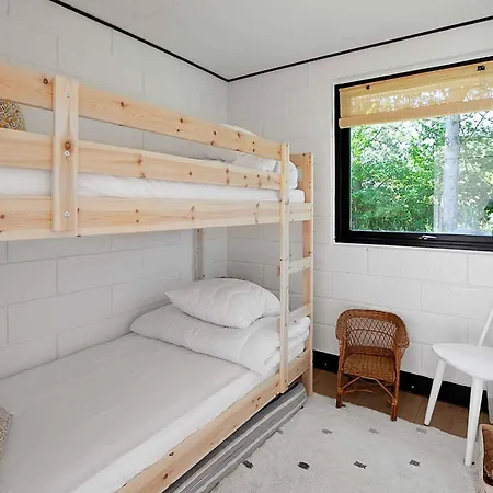 Summer House In An Idyllic Coastal Area * Højby