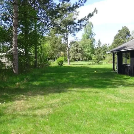 Summer House In An Idyllic Coastal Area Сasa de vacaciones Højby