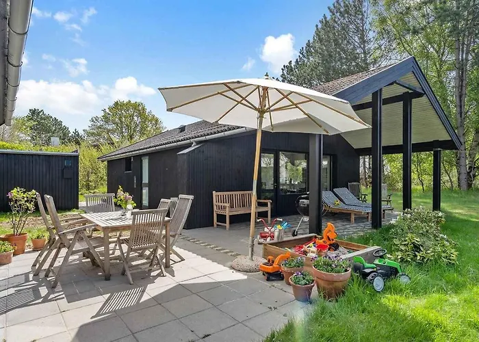 Summer House In An Idyllic Coastal Area